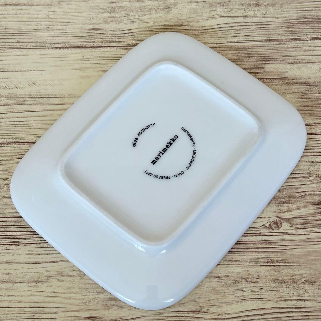 セール❗️marimekkoマリメッコ コンポッティ スクエアプレート2枚セット