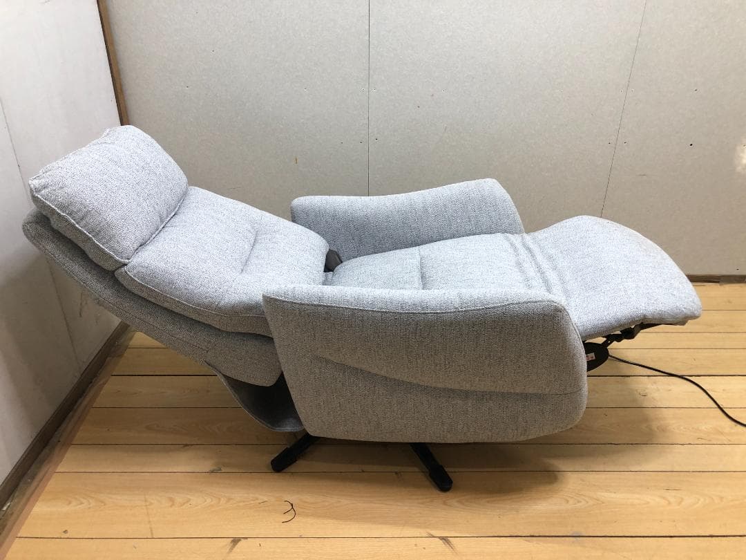 超美品！電動布張りリクライニングパーソナルチェア　2モーター LE01-2 GY