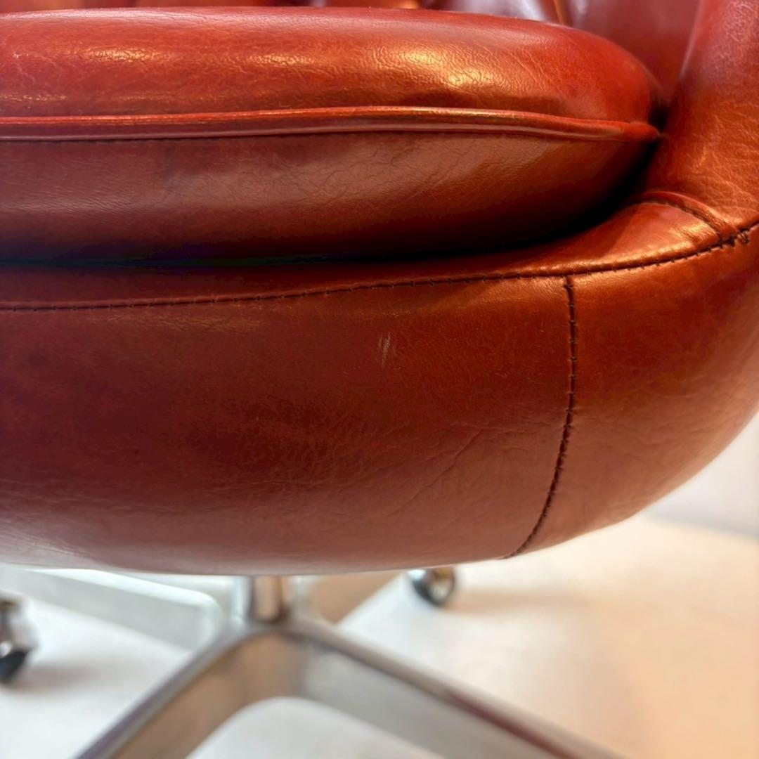 アームチェア　レザーチェア　麻雀椅子　ワークチェア　赤茶　キャスターチェア