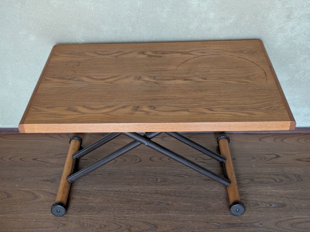 オスロ　リフティング・テーブル　オーク　昇降機構ガス抜け