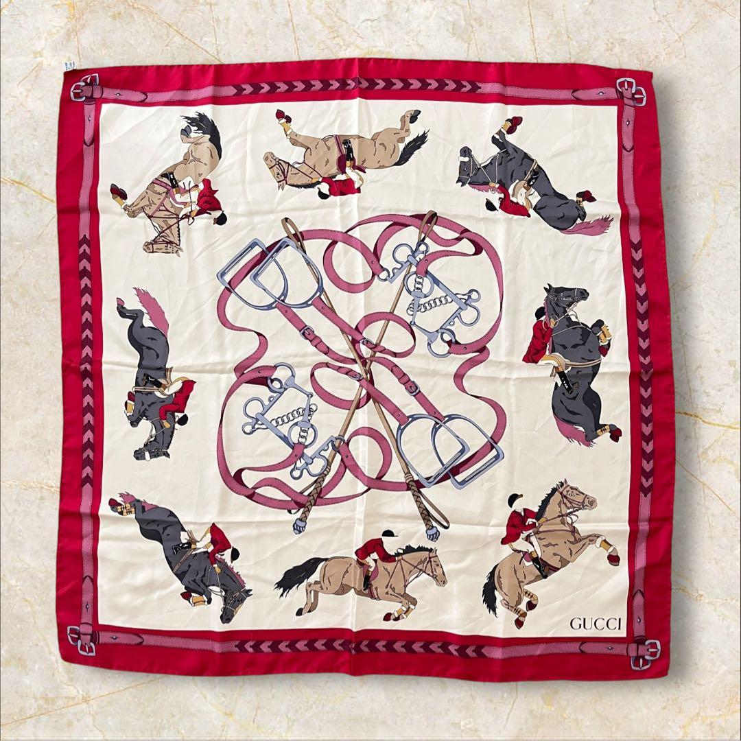 GUCCI グッチ シルク 大判 スカーフ バンダナ 赤