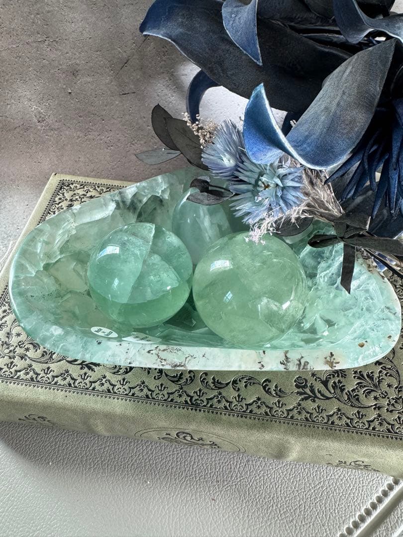 ナチュラル感ある　美しい　万能　フローライト　ボウル　グリーン　デンドリック入り