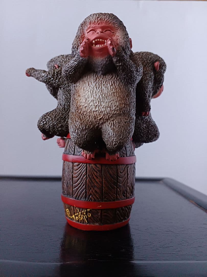 朝隈俊男さん　干支指人形2016年 樽申　サイン入り　訳あり