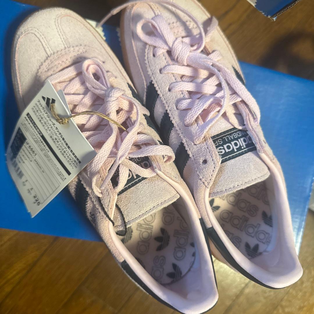 【♡ピンク♡】adidas HANDBALL SPEZIAL スニダン