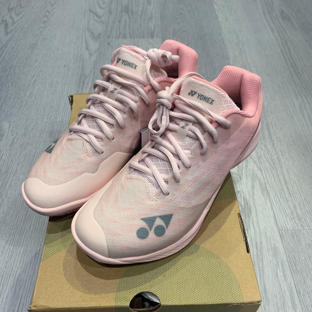 YONEX REBEL ピンク バドミントンシューズ