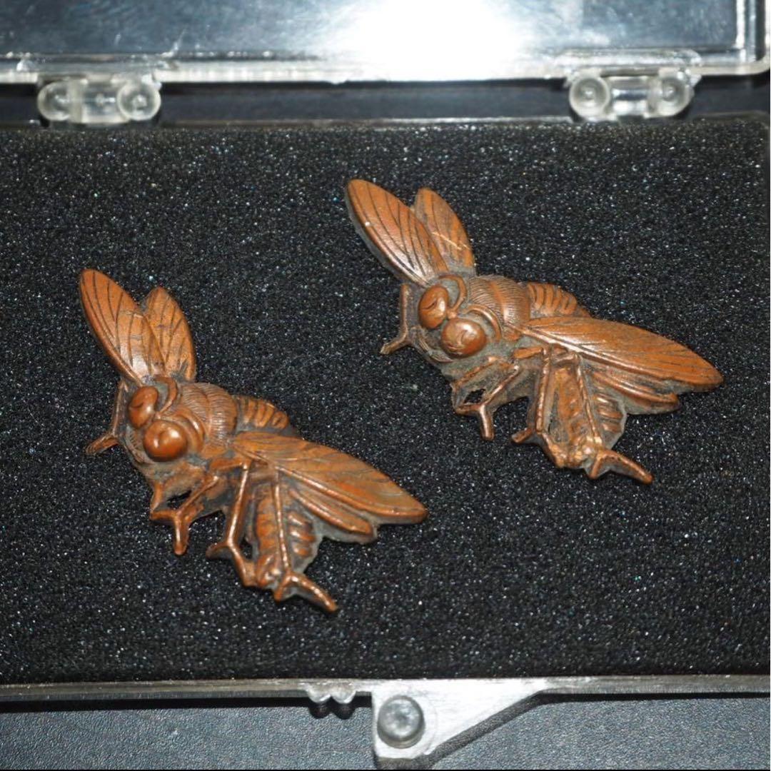 送料無料　細密　オオスズメバチ　目貫　刀装具　刀剣美術