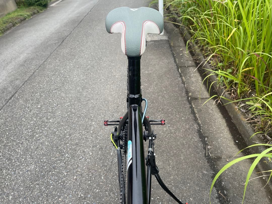 送料高いので引き取り推奨　BRUNOスキッパー26 ブラック/ホワイト26インチ