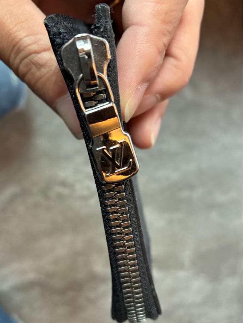 peace 美品ルイ・ヴィトン ケース ブラック モノグラム