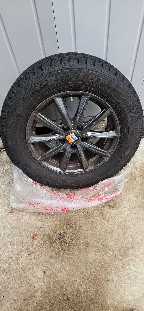 ダンロップスタッドレスタイヤ