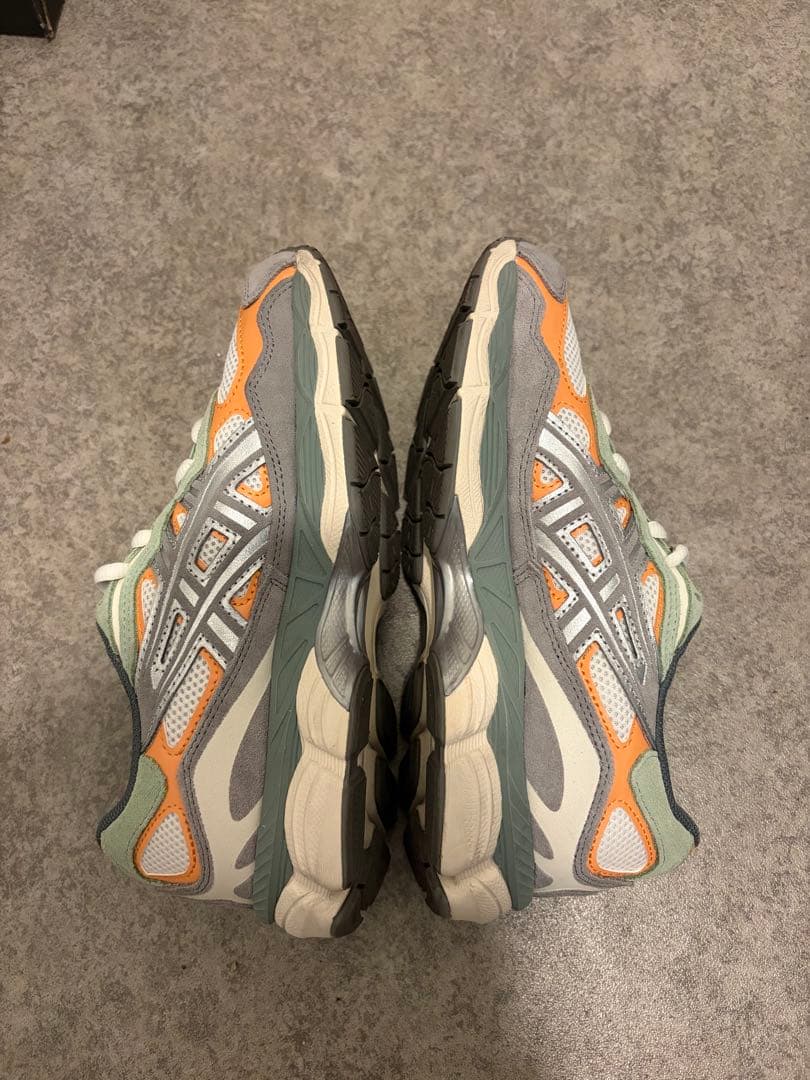 asics GEL-NYC クリーム/クレイグレー