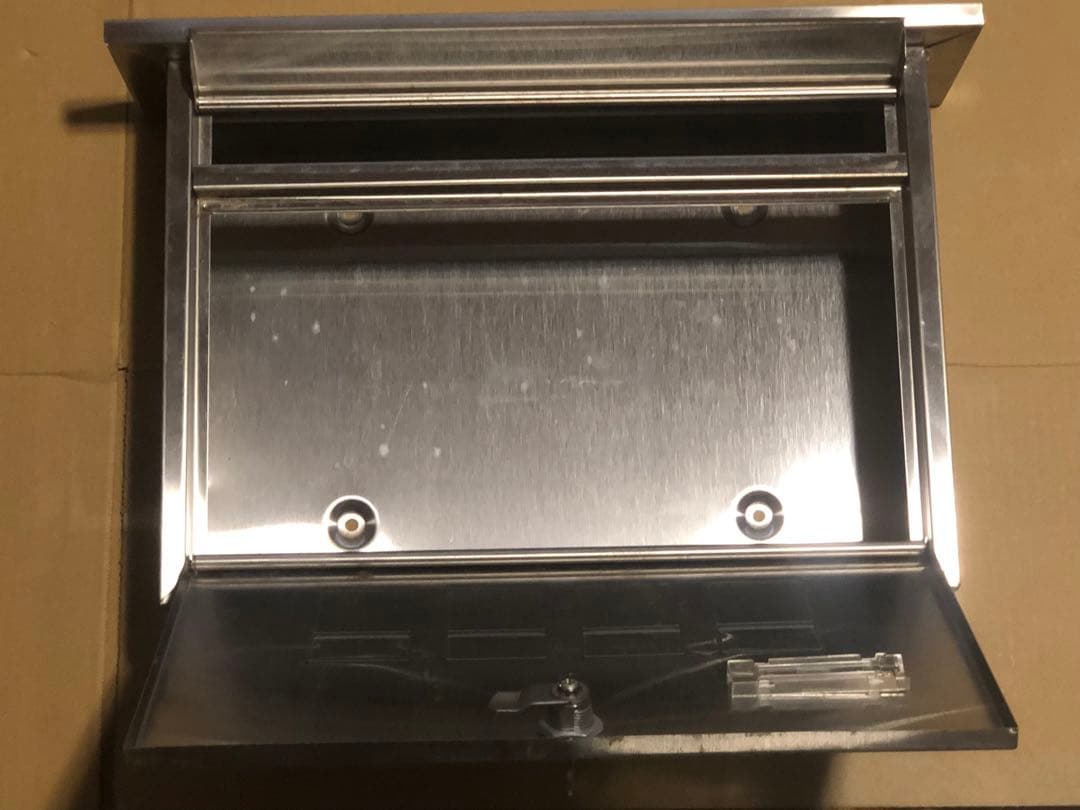 ステンレス郵便受箱 H260xW360xD85