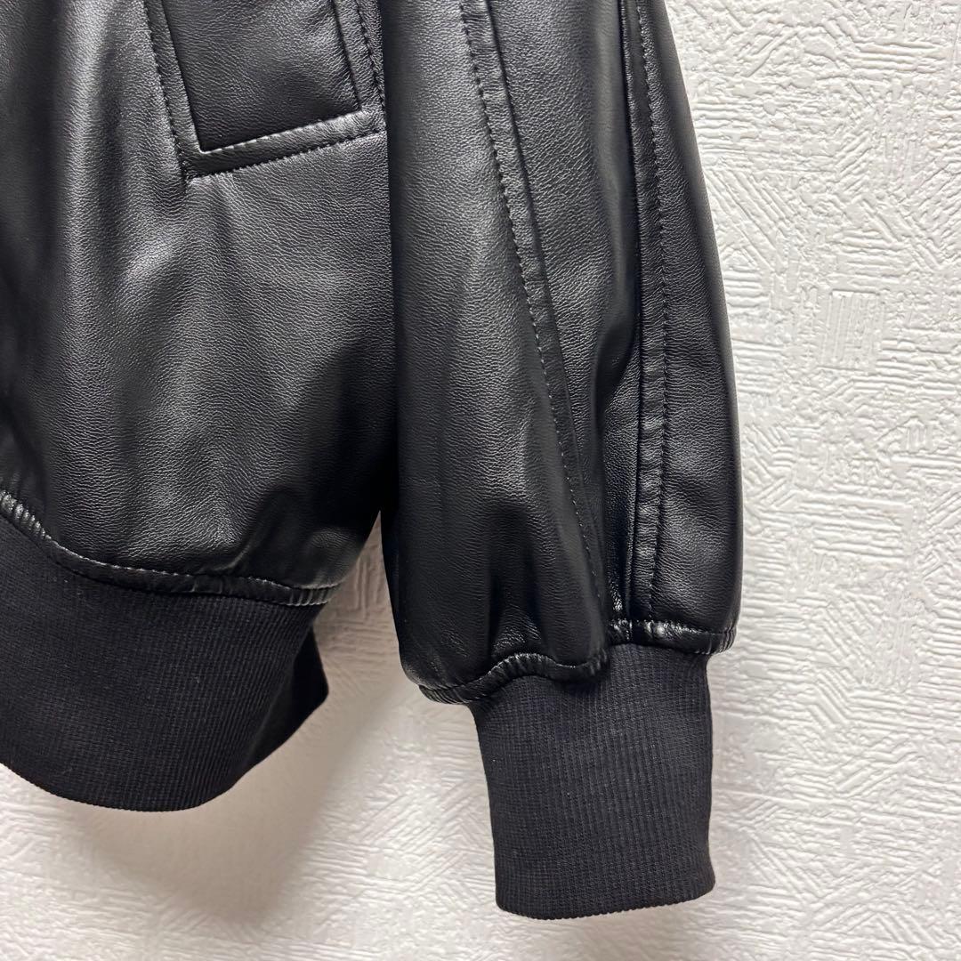 【PUMA】T7 オーバーサイズフェイクレザーボンバージャケット　ブラック　M