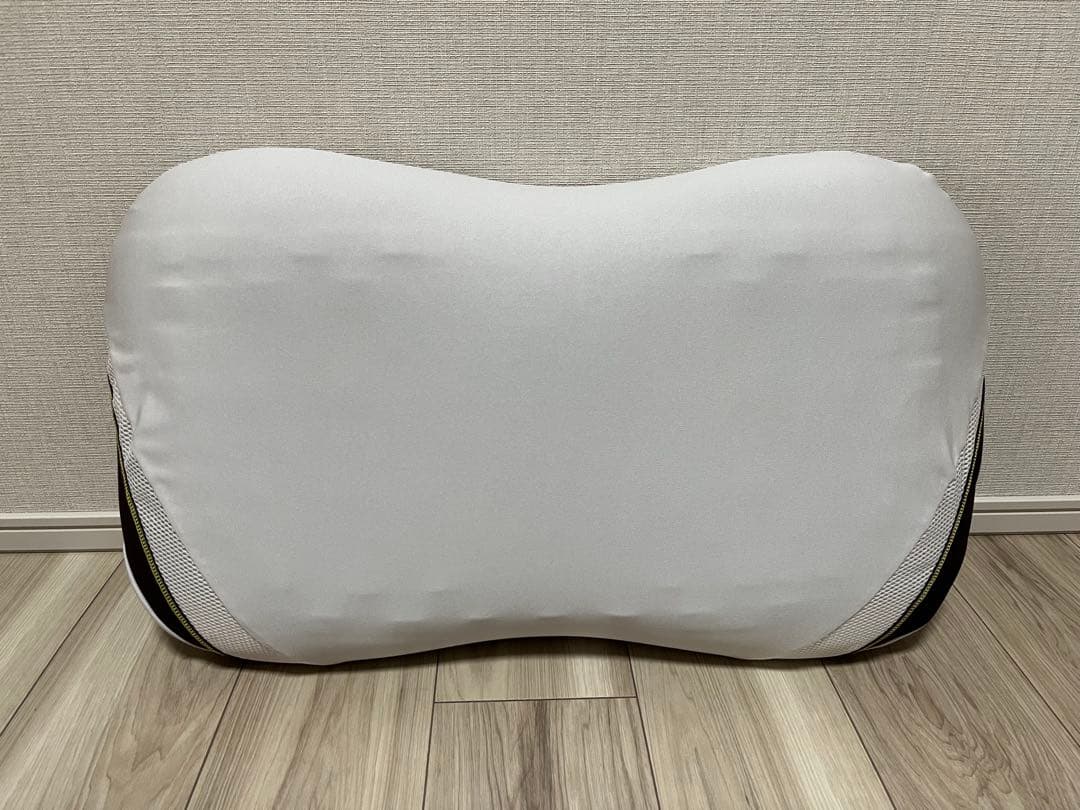 西川　エアー4D ピロー Low 枕