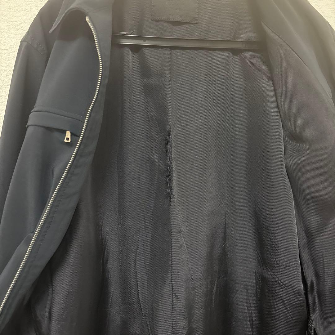 PRADA ナイロン製ブルゾン　ネイビー