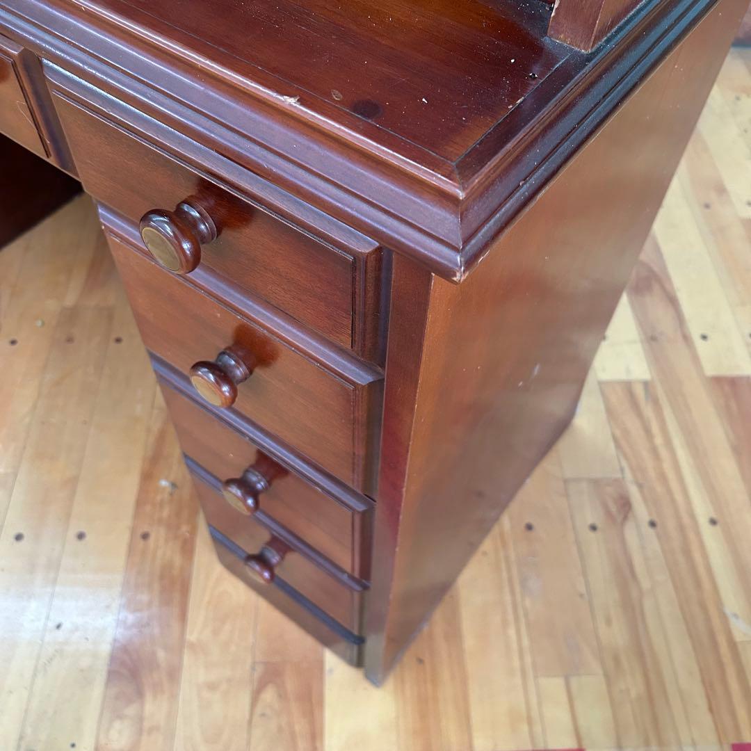 ライティングビューロー　デスク　机