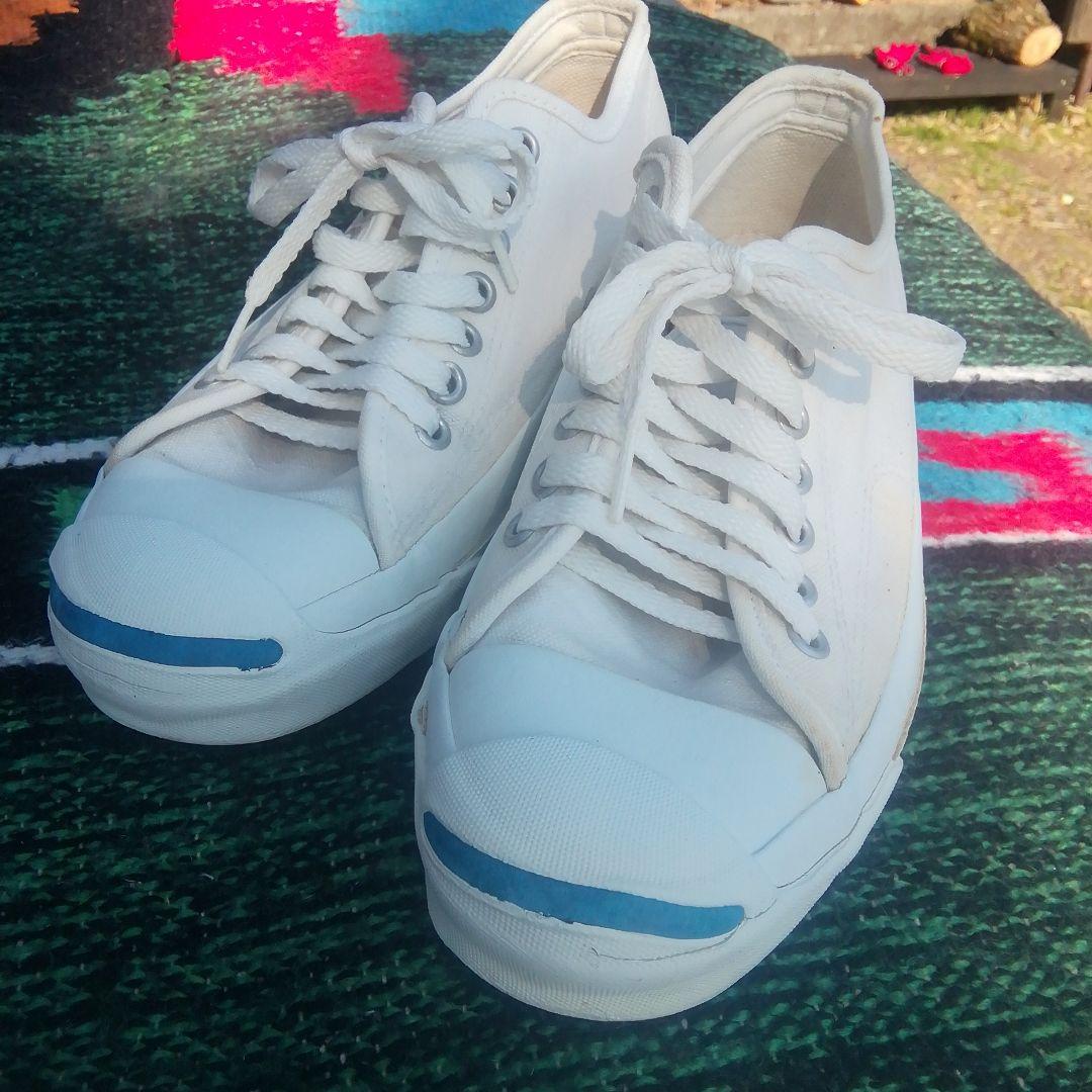 ホワイト スニーカー