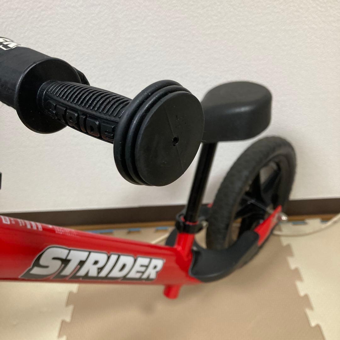 【STRIDER ストライダー】スポーツモデル 12インチ12型 赤 レッド