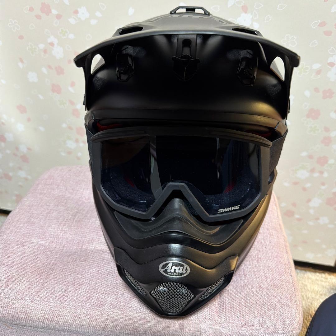 アライV-CROSS4 57-58㎝　SWANSゴーグル付き