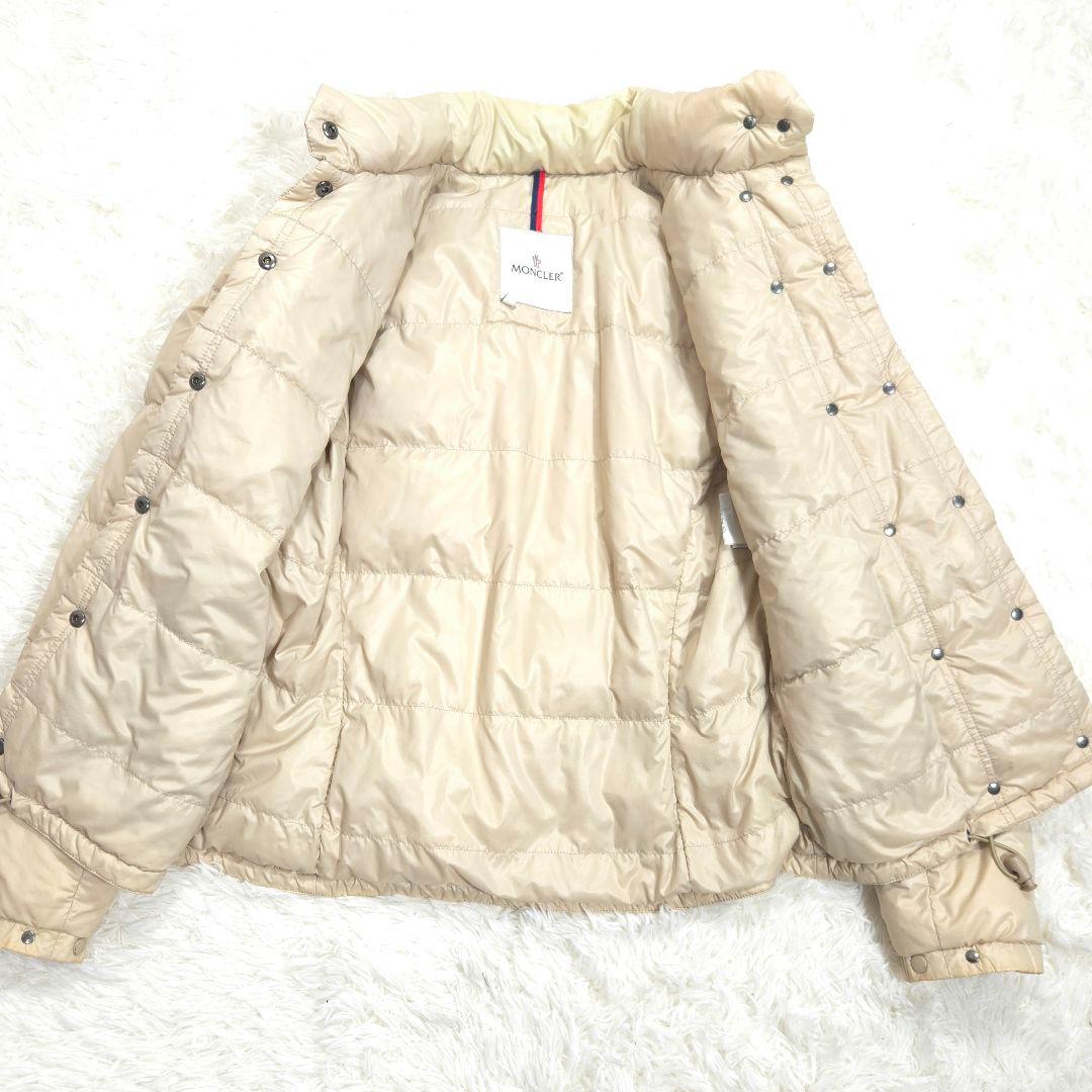 MONCLER BERENGERE 1 アイボリー ダウン M ショート