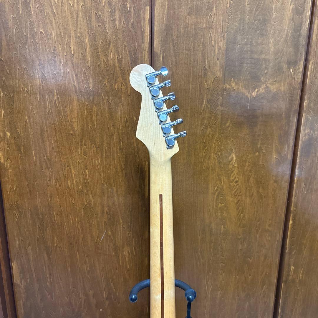 Fender Stratocaster サンバースト 年内末迄のの出品