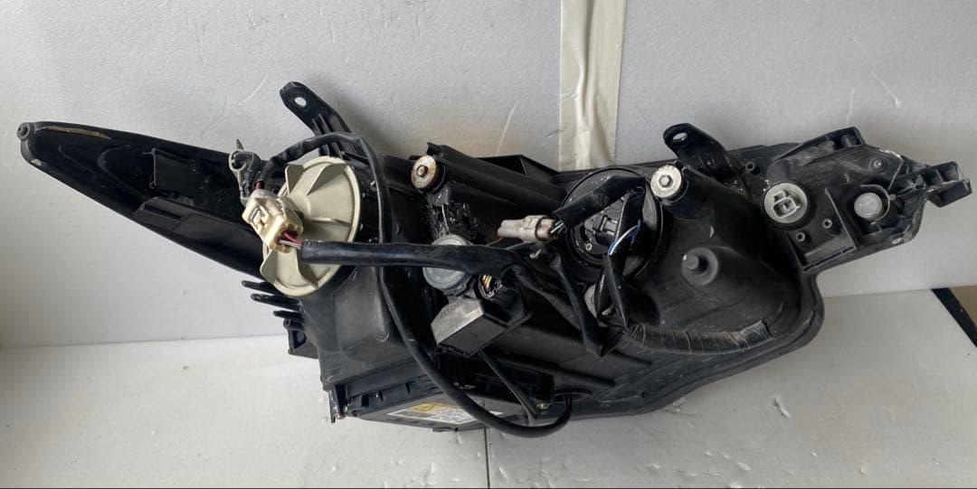 トヨタ エスティマ 50系 純正HIDヘッドライト 左右セット リムーバー済