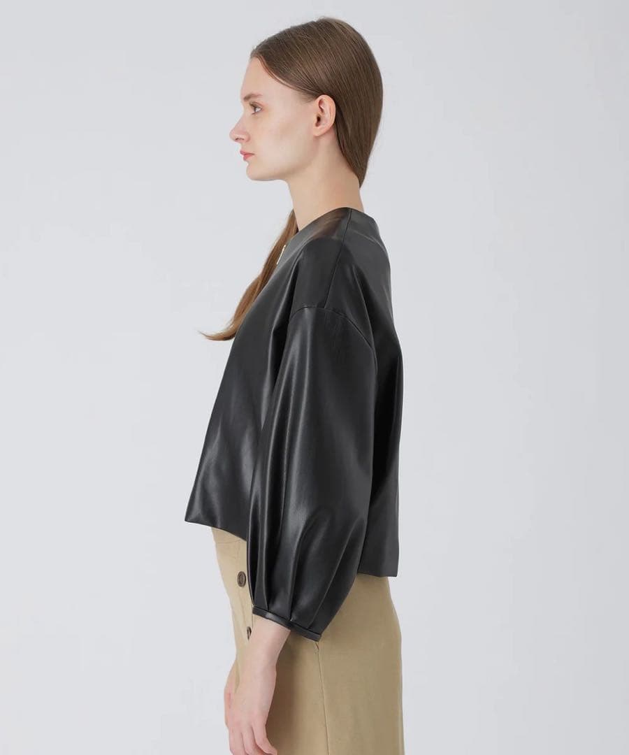 ブルーレーベルクレストブリッジフェイクレザージャケット新品