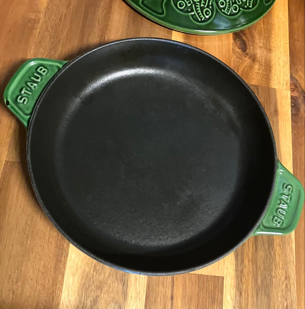 【美品】STAUB ミナペルホネン ラウンドホットプレート RHPバジル