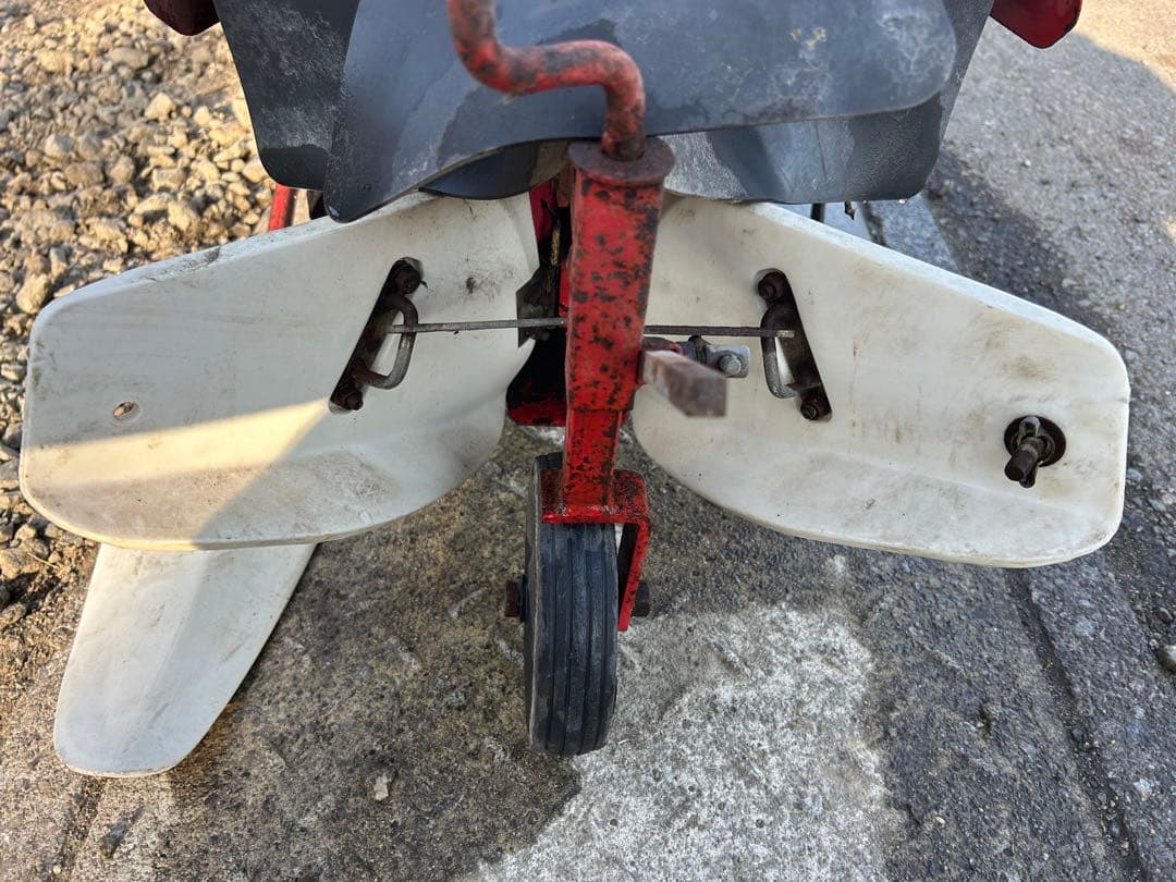 宮崎　イセキ　管理機　畝立て　 KC33 耕運機　3.5馬力 畝上げ 溝掘り