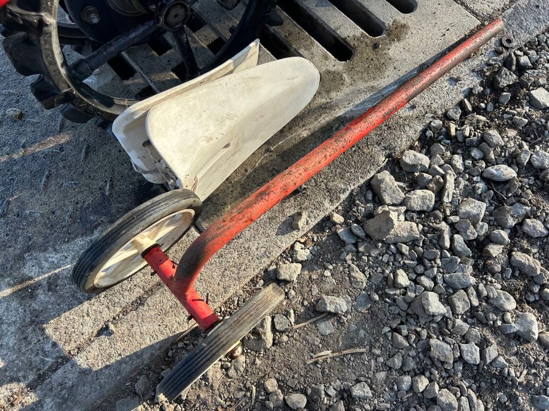 宮崎　イセキ　管理機　畝立て　 KC33 耕運機　3.5馬力 畝上げ 溝掘り