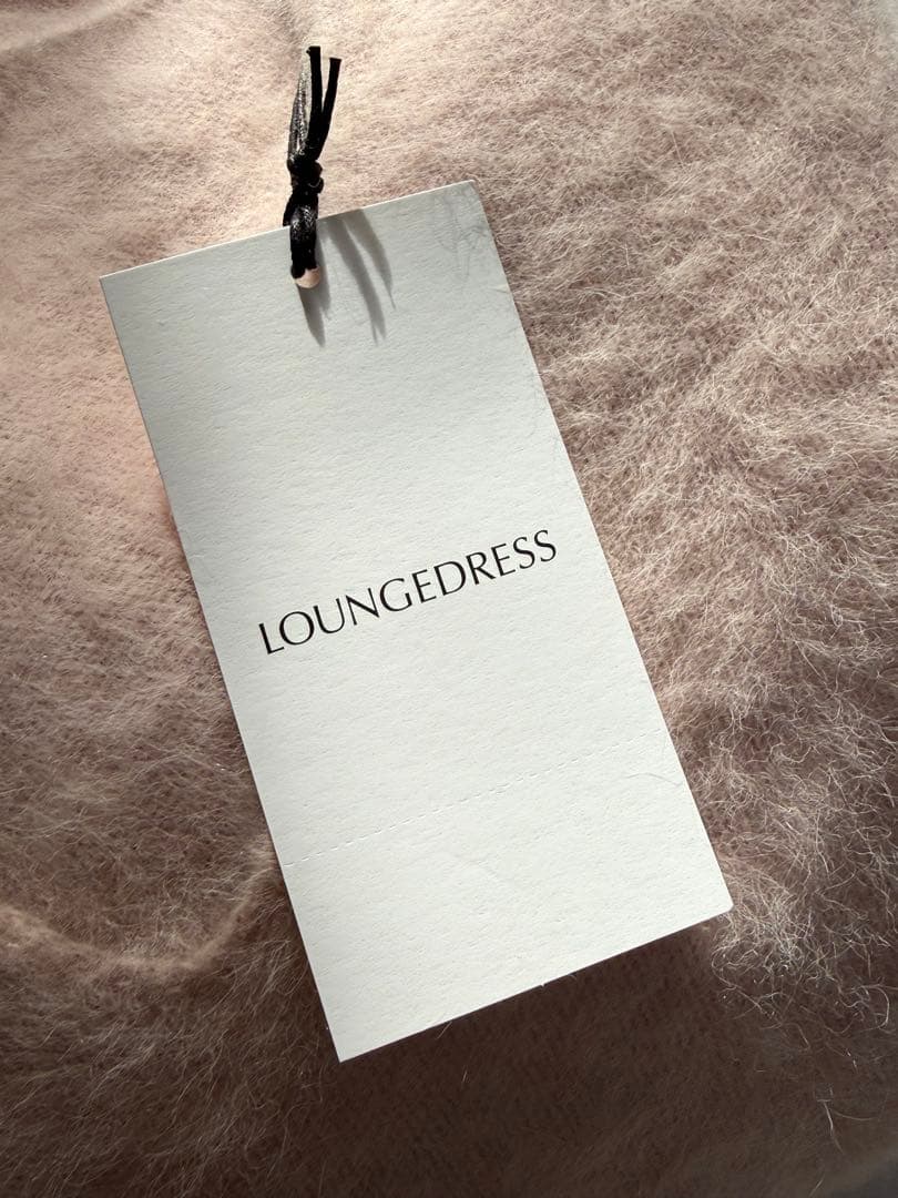 新品タグ付きLOUNGEDRESS(ラウンジドレス)FURカシミヤVニット