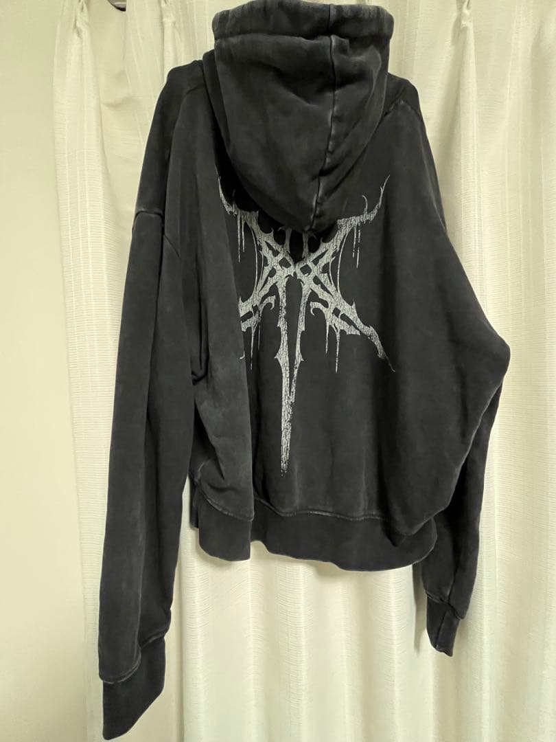 Bring Me The Horizon パーカー Lサイズ 最終値下げ。