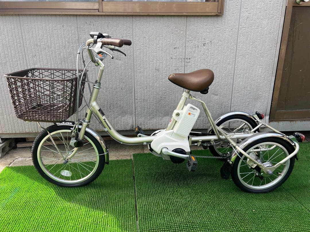 パナソニック Panasonic BE-ELR83T 三輪　電動アシスト自転車
