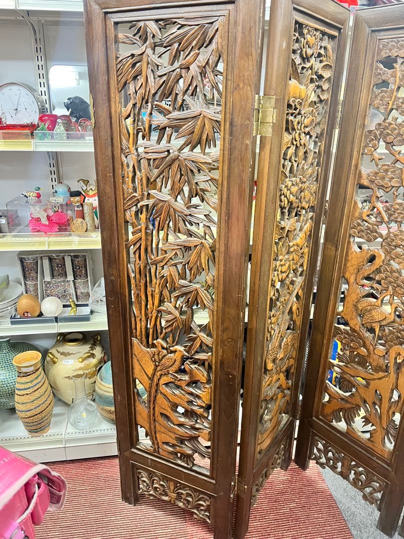 木製彫刻入り3連パーテーション