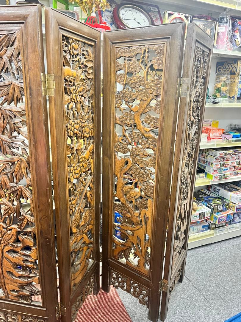 木製彫刻入り3連パーテーション