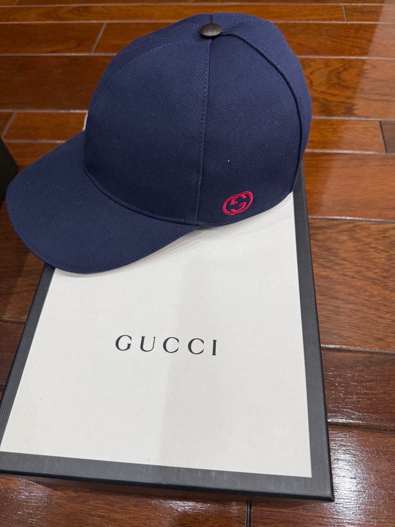 GUCCI ネイビー ベースボールキャップ　M