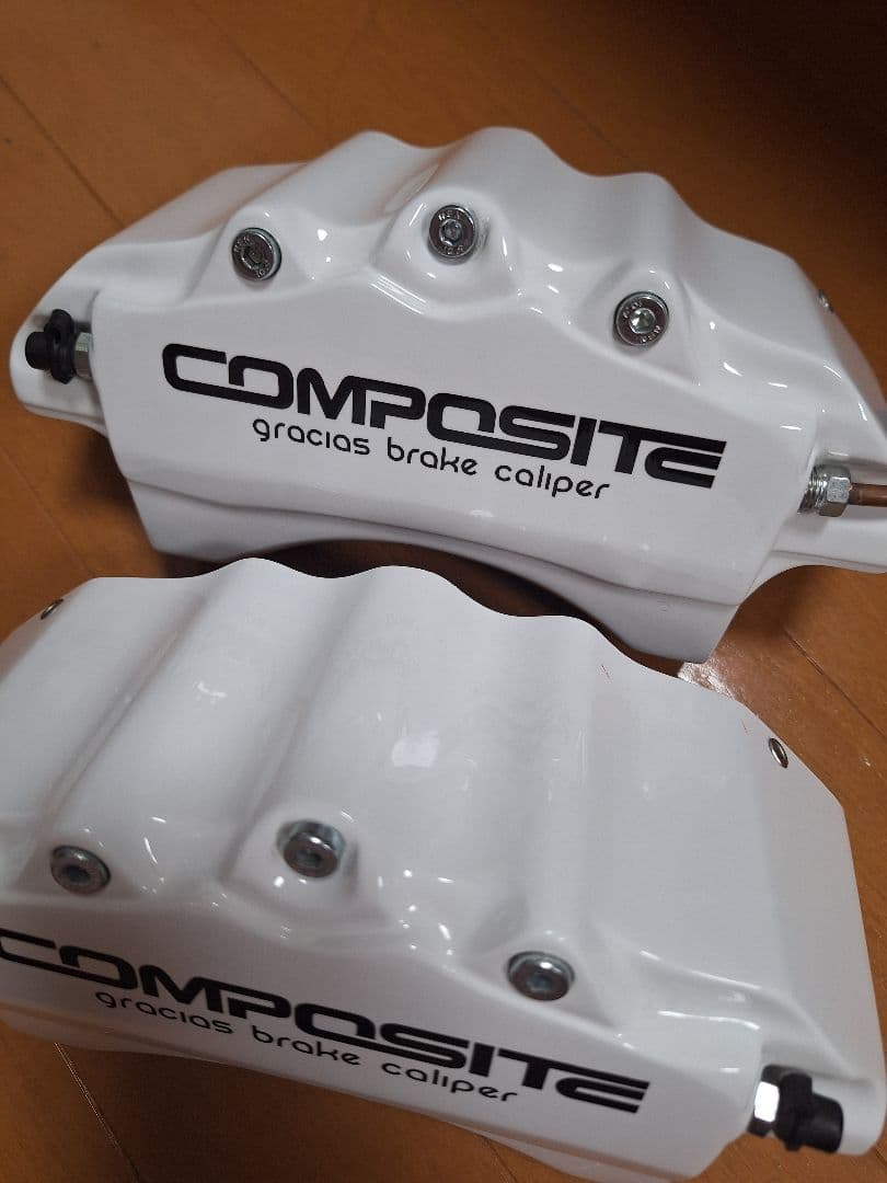50プリウス　白ブレーキキャリパーカバーCOMPOSITE 4個セット
