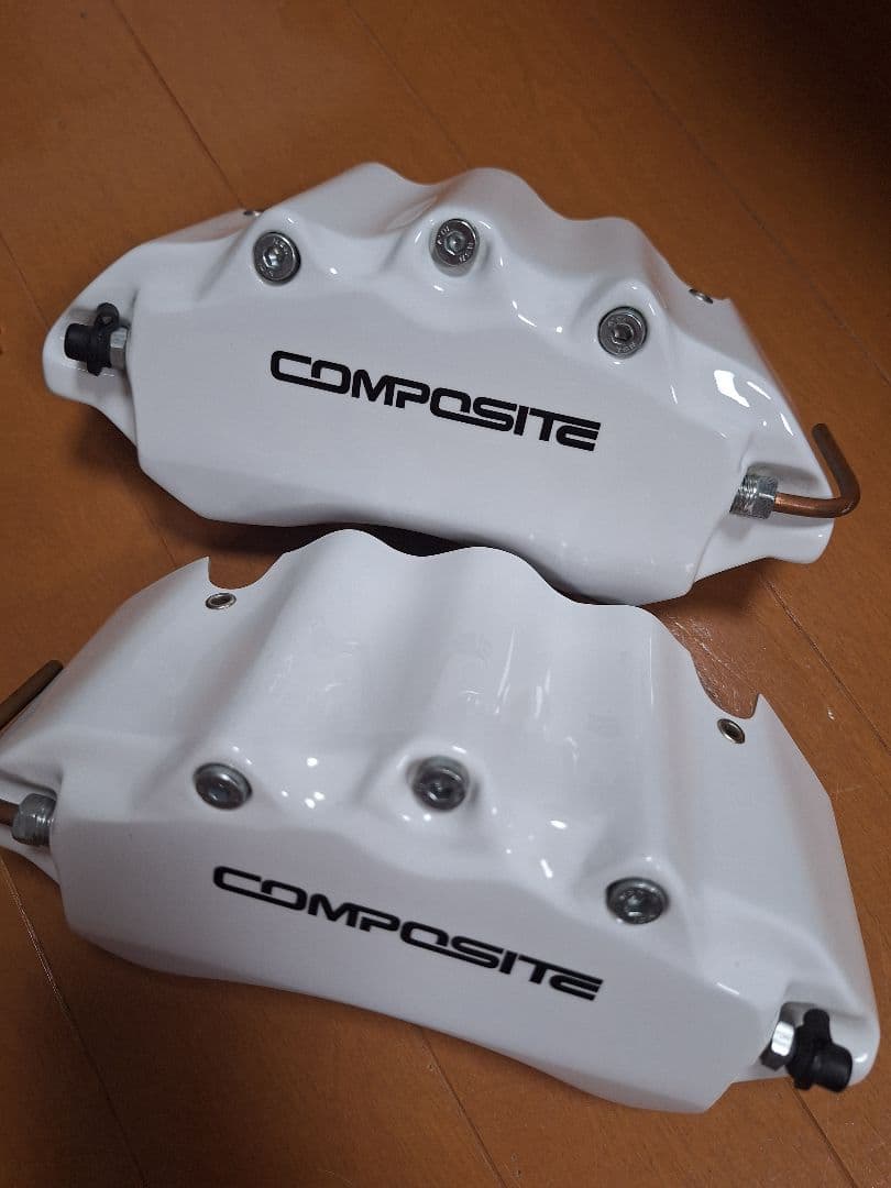 50プリウス　白ブレーキキャリパーカバーCOMPOSITE 4個セット