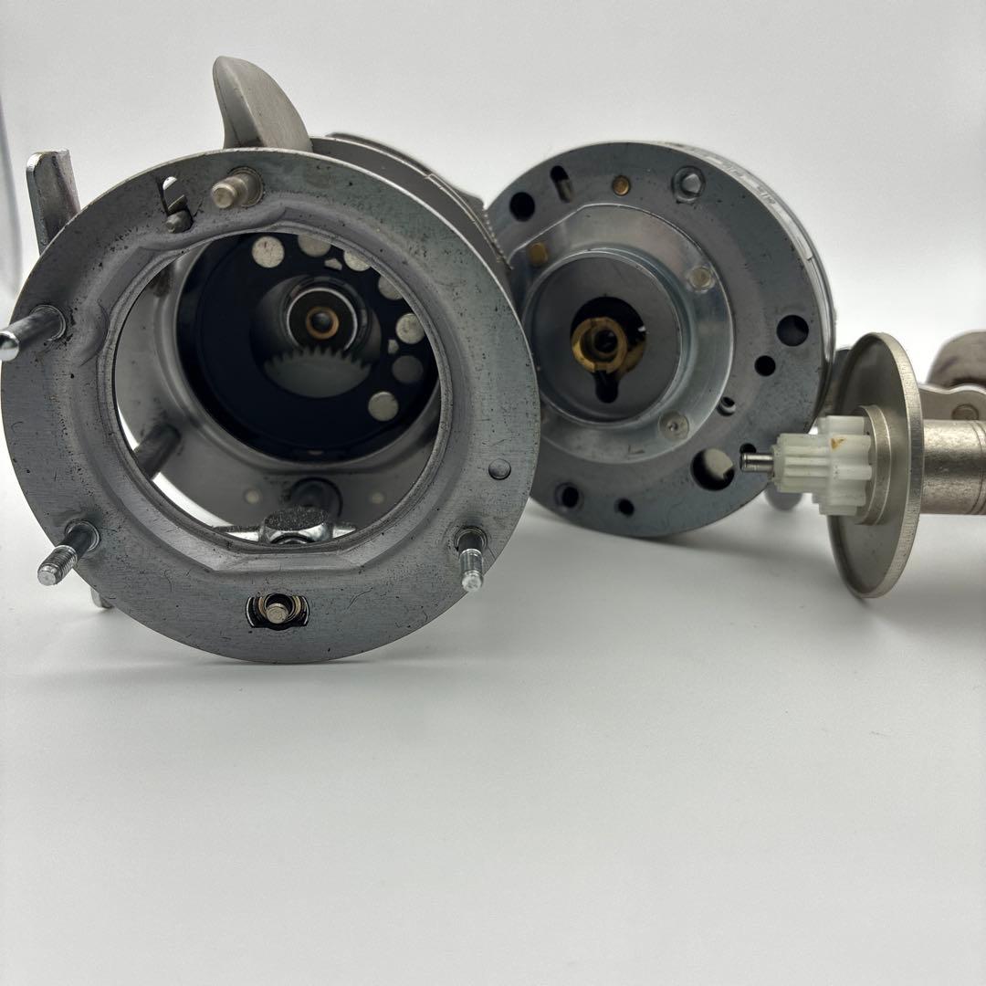 ジャンク ABU 5600C 割れ 部品欠損 あり