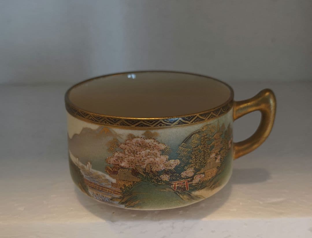 薩摩焼　神山　9点セット　カップ　ソーサー　ポット　クリーマー　シュガー