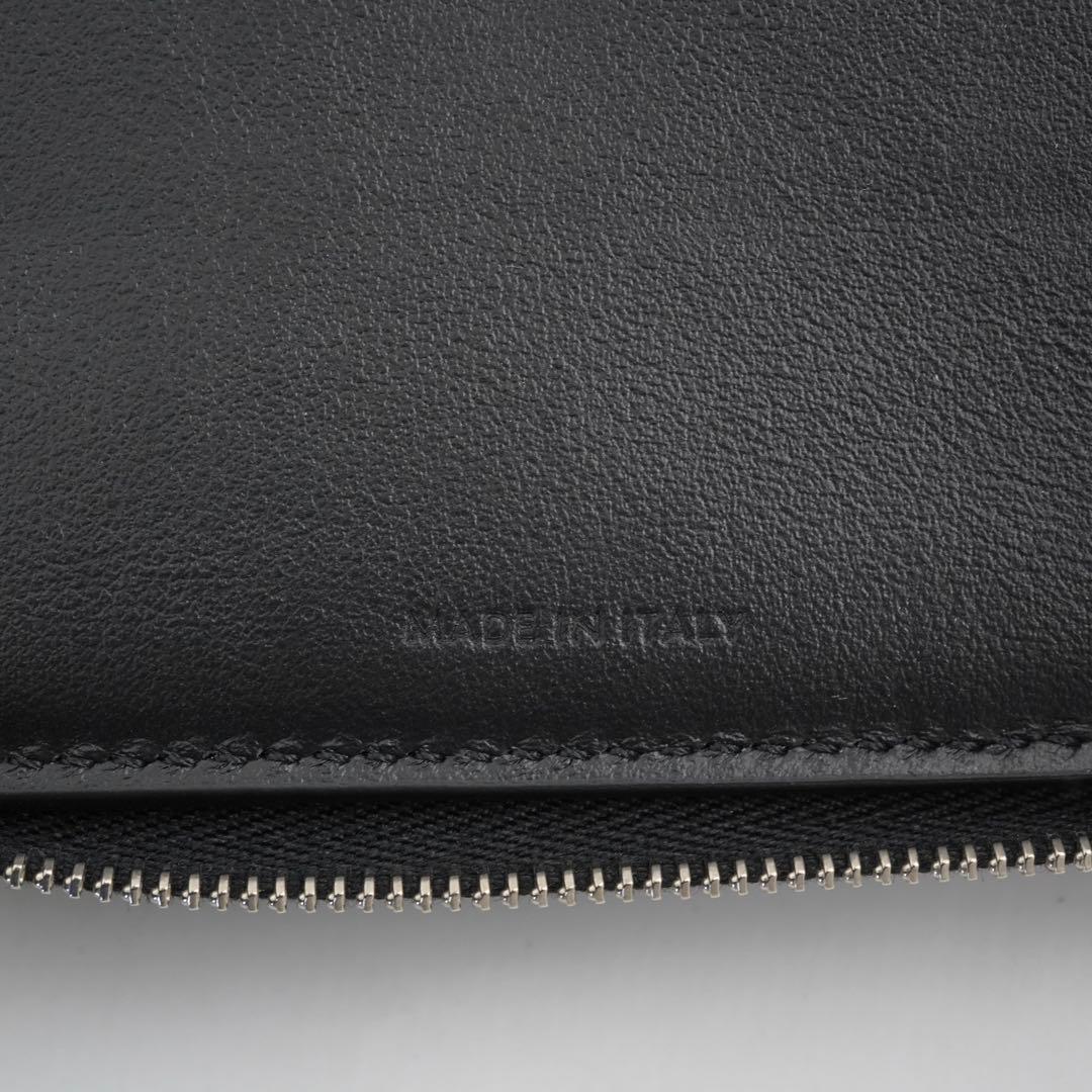 極上美品・箱保存袋付　CELINE ジップドバイフォールドウォレット　ブラック