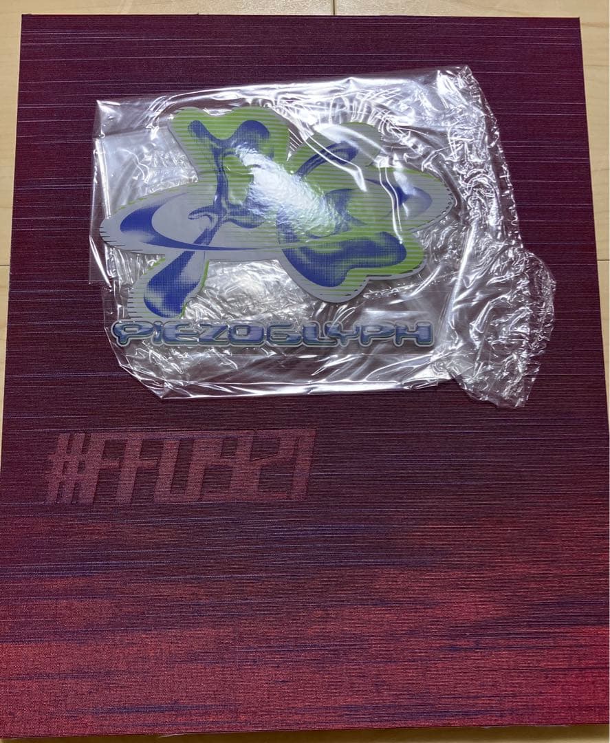 #ff0921 ステッカー付き