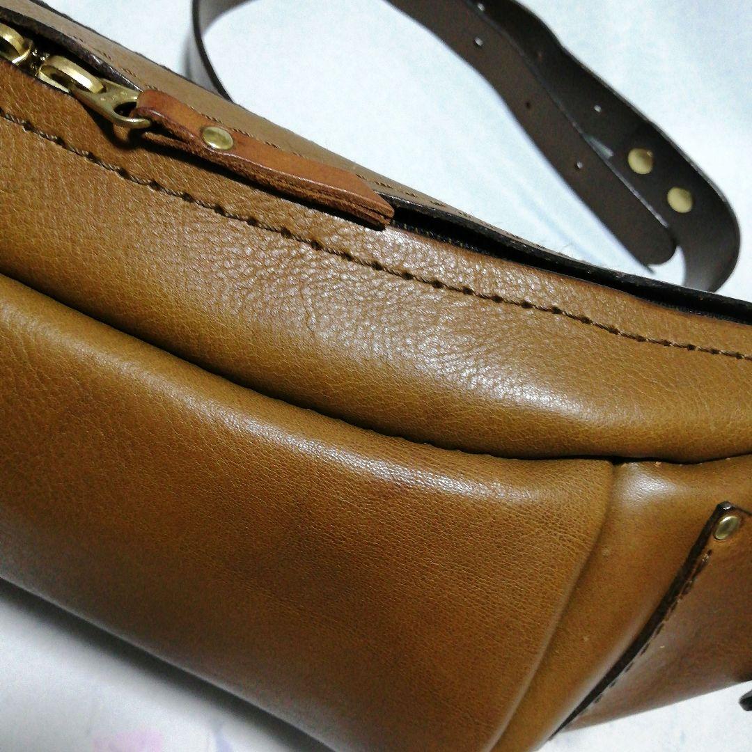 HERZ ヘルツ レザー ボディバッグ ブラウン