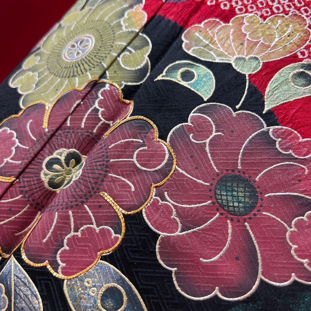 341 振袖フルセット 正絹 赤 黒 金 絞り 辻が花 金彩 駒刺繍 染め分け