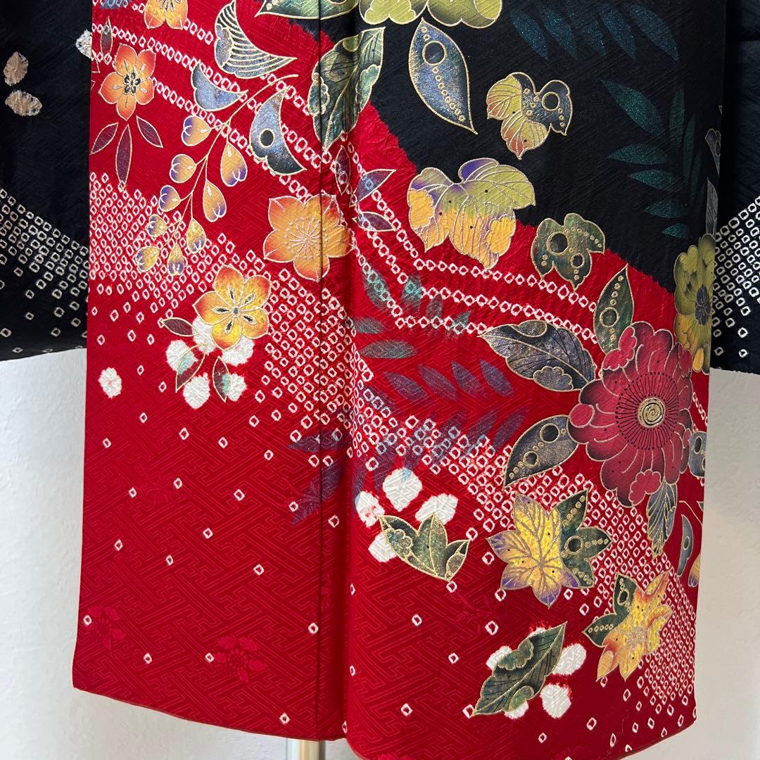 341 振袖フルセット 正絹 赤 黒 金 絞り 辻が花 金彩 駒刺繍 染め分け