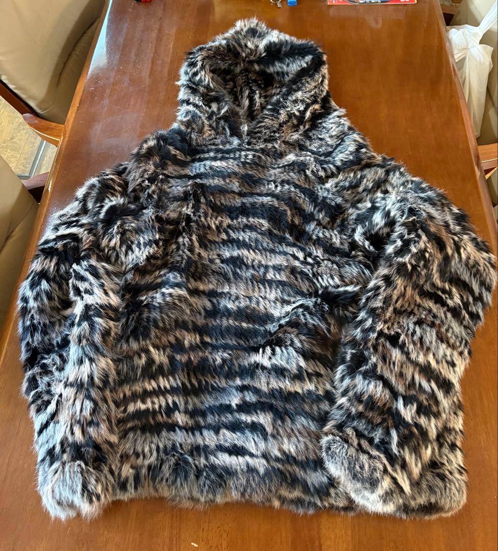 バックラッシュ、ラビットファーパーカー24年モデル着用1回極美品 Death‼️