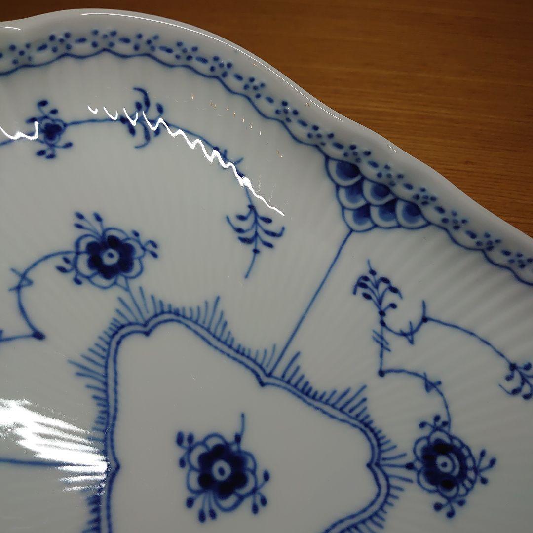 ロイヤルコペンハーゲン　ブルーフルーテッドハーフレース　三角ディッシュ