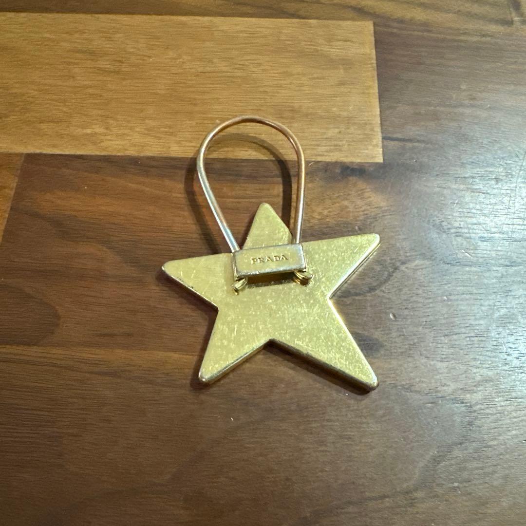 PRADA プラダ キーリング スター 星形 キーチェーン キーケース