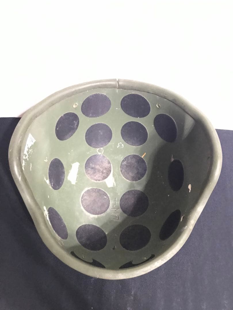 U.S.ミリタリーヘルメット本物 オリーブグリーン