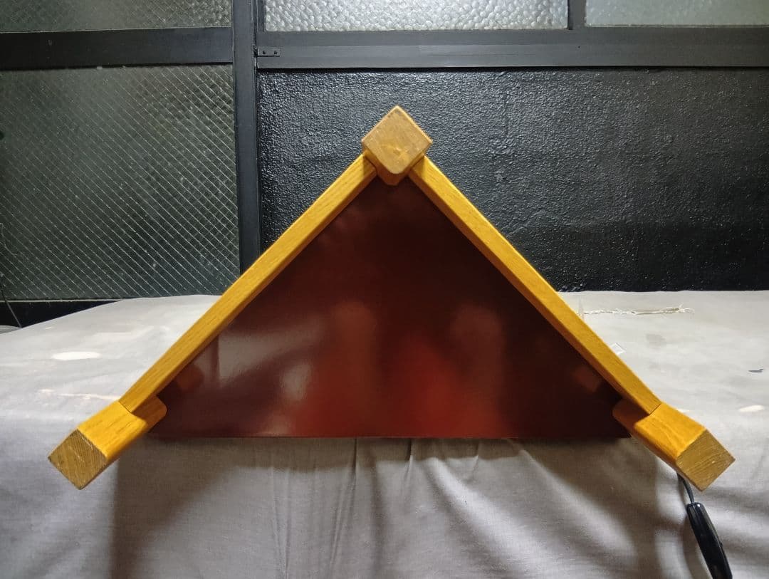 DCS CORP　和モダン　デザイナーズ　朱色　三角　サイドラック　フロアランプ