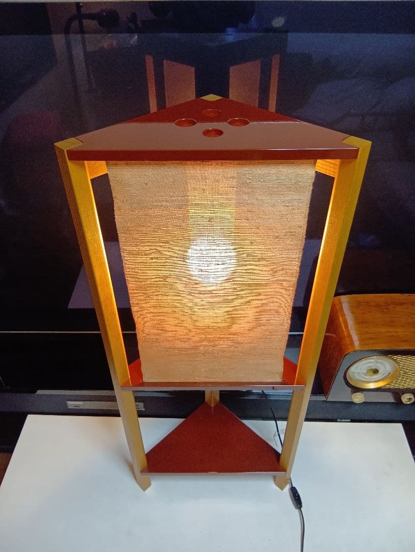 DCS CORP　和モダン　デザイナーズ　朱色　三角　サイドラック　フロアランプ